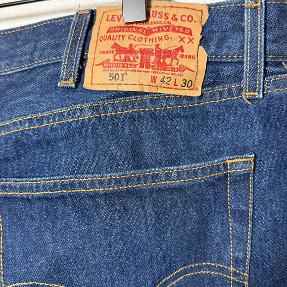 Levis 501 Original Button Fly Jeans Men's Size 42x30 Dark Wash Straight Leg - Picture 7 of 7